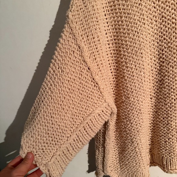 Free People Medium Fisherman Oversized Sweater Boho Chunky Minimalist Soft Girl - Picture 3 of 7